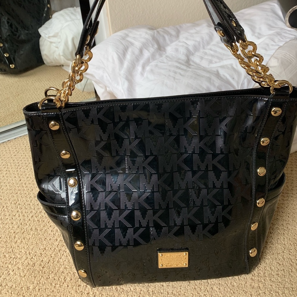 Michel Kore - image 3